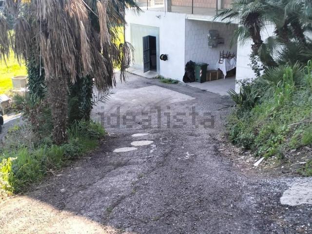 Capannone in vendita a Marche, Ascoli Piceno