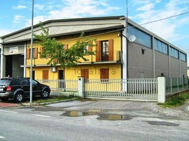 Capannone in vendita a Bassa Reggiana, Re