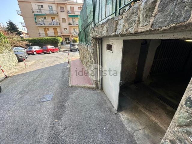 Capannone in vendita a Villini Vecchi, Genova