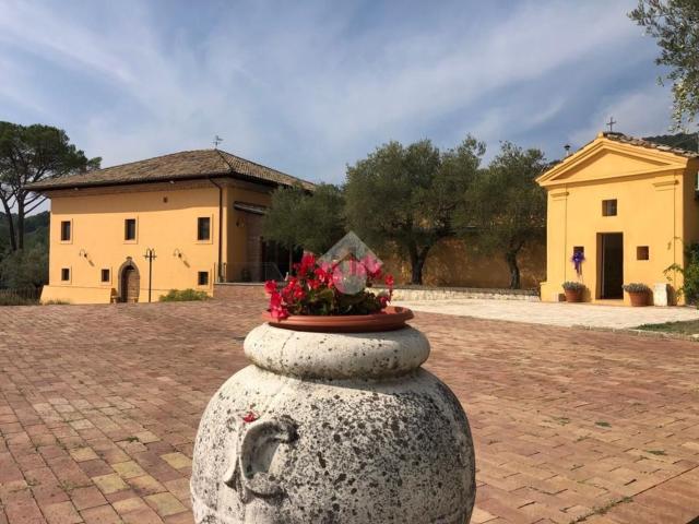 Capannone in vendita a Veroli, Lazio