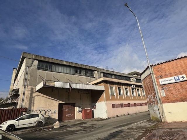 Capannone in vendita a Piemonte, Novara