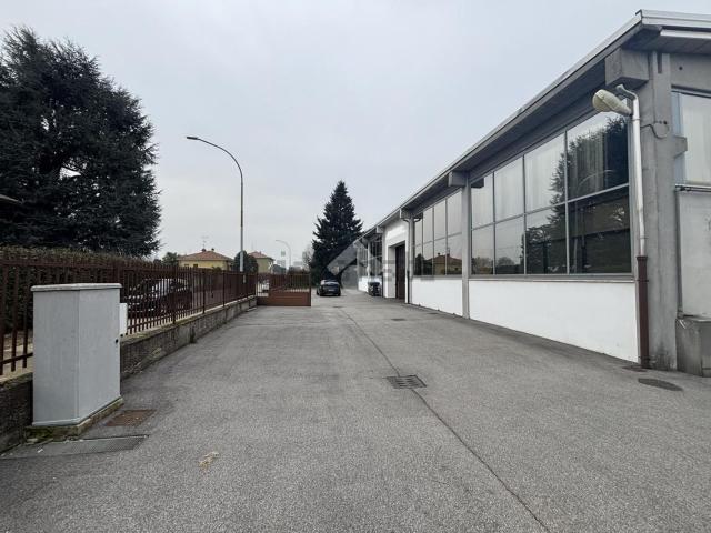 Capannone in vendita a Sant'Albino, Monza