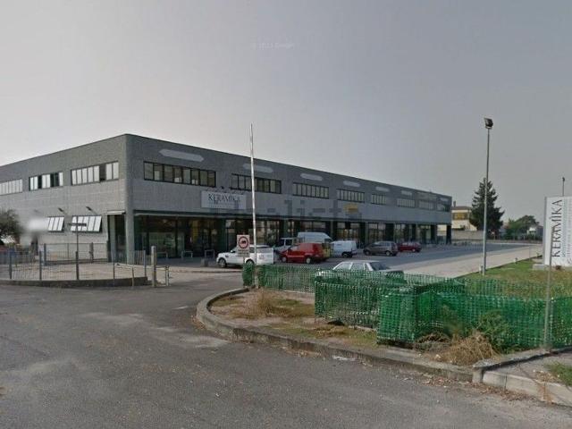 Capannone in vendita a San Martino, Trecate