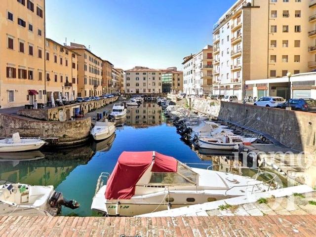 Capannone in vendita a Venezia Nuova, Livorno