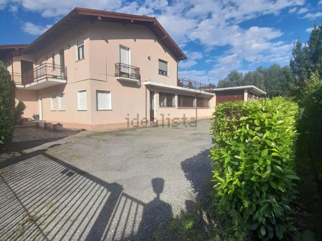 Capannone in vendita a Verbania, Verbano-Cusio-Ossola