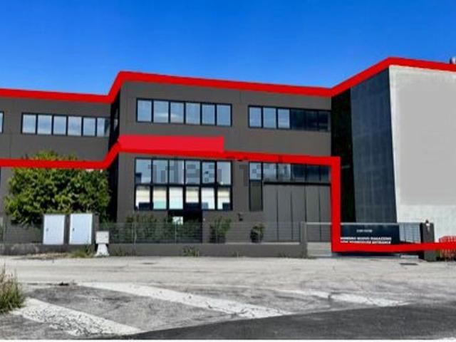 Capannone in vendita a Altavilla Vicentina, Veneto