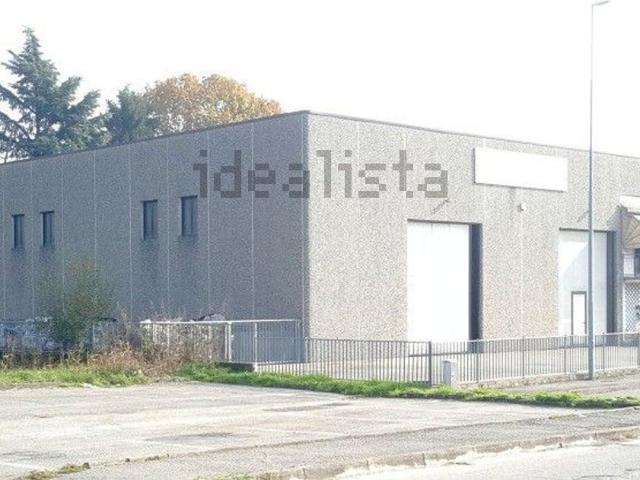 Capannone in vendita a Carvico, Bergamo