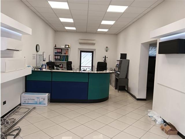 Capannone in vendita a Unione dei Comuni Circondario dell'Empolese Valdelsa, Empoli