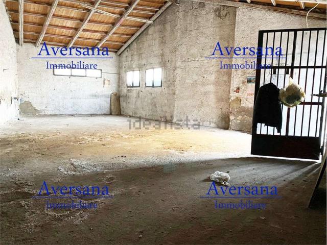 Capannone in vendita a Borgo San Lorenzo, Aversa