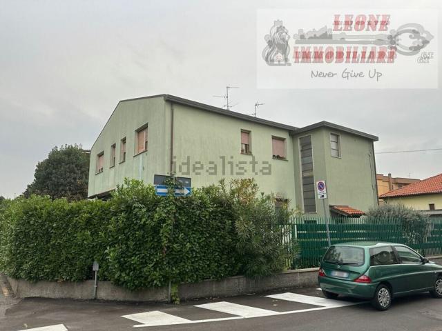 Capannone in vendita a Casalmaiocco, Lombardia