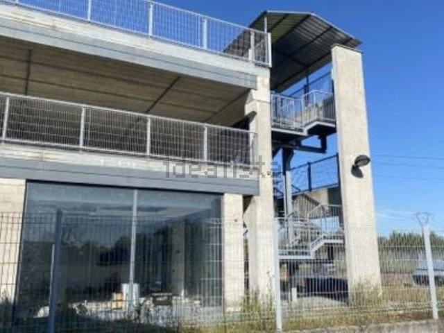 Capannone in vendita a Masciago Milanese, Bovisio Masciago