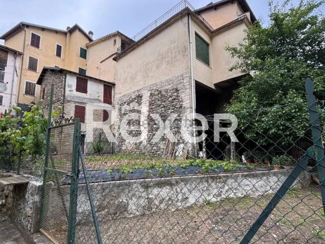 Capannone in vendita a Molini Di Triora, Liguria