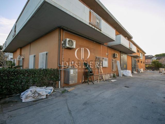 Capannone in vendita a Casalone, Grosseto