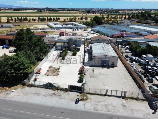 Capannone in vendita a Puglia, Foggia