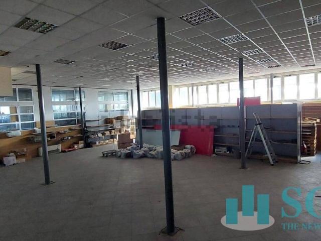 Capannone in vendita a Moncucco, Brugherio