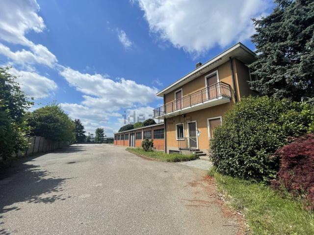 Capannone in vendita a Villaggio Sant'Andrea, Gallarate