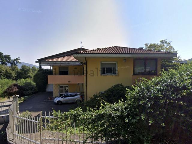 Capannone in vendita a Oltrefiume, Piemonte