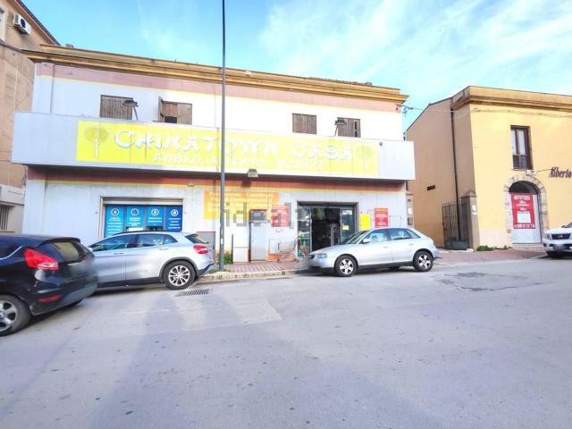 Capannone in vendita a Alcamo, Trapani