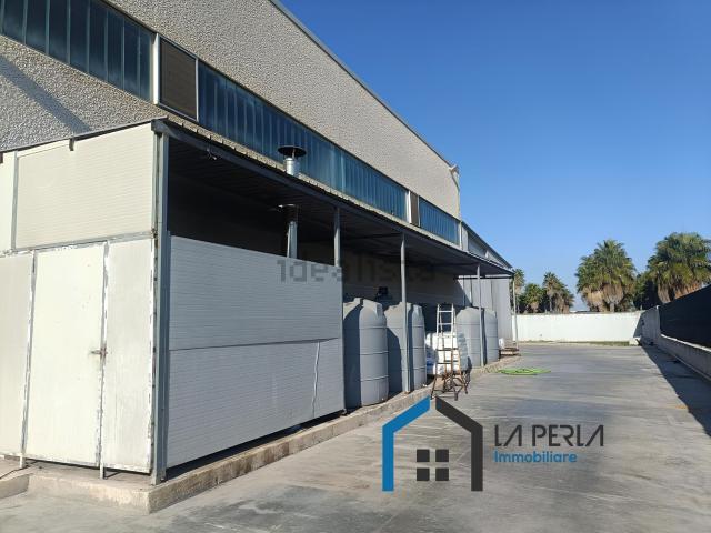 Capannone in vendita a Puglia, Foggia