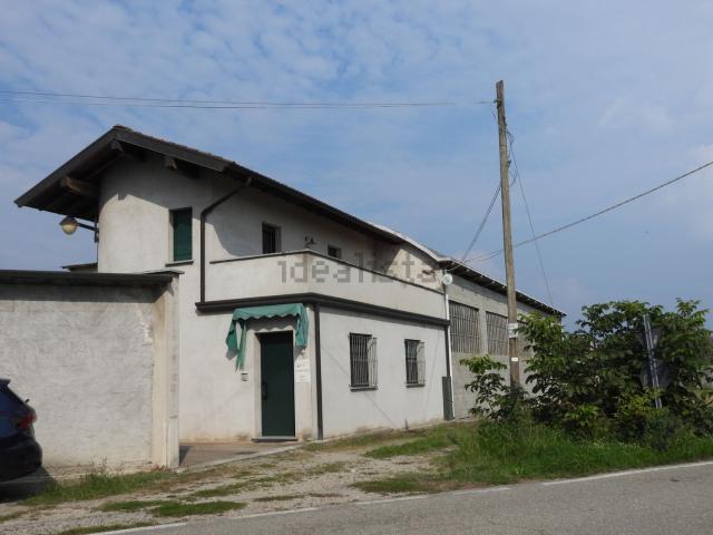Capannone in vendita a Piemonte, Novara