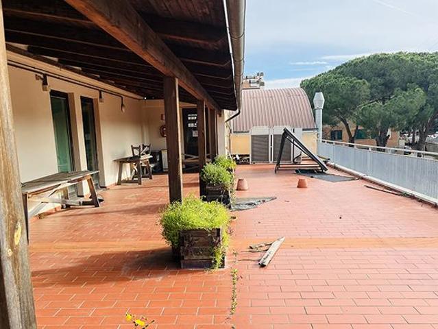 Capannone in vendita a Scarlino Scalo, Scarlino