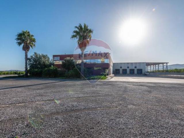 Capannone in vendita a Mineo, Sicilia