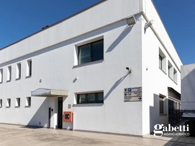 Capannone in vendita a Riccione, Reggio Emilia
