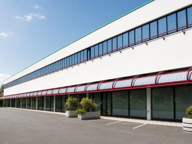 Capannone in vendita a Paese, Veneto