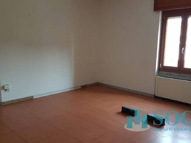 Capannone in vendita a Locate Triulzi, Lombardia