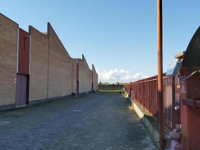 Capannone in vendita a Budrio, Reggio Emilia