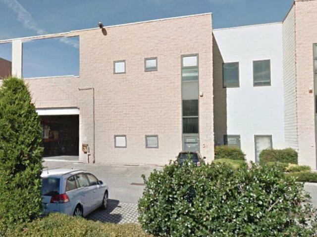 Capannone in vendita a Vertemate Con Minoprio, Lombardia