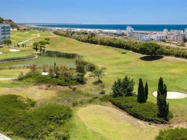 Apartamento venda em Capuchos, Almada