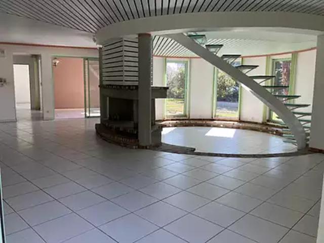 Maison vente à Figeac, Capdenac