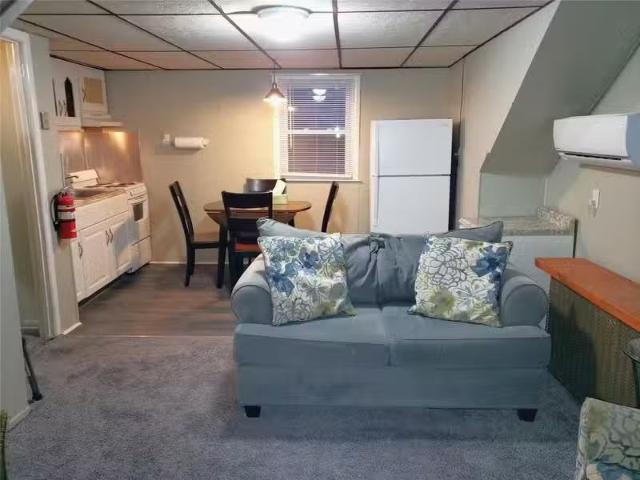 Condo for rent in Lindenhurst
