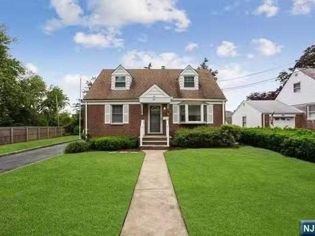 House for rent in Teaneck
