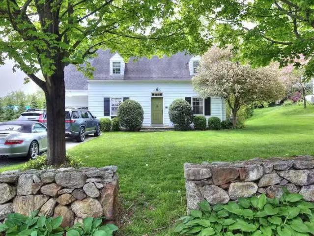 House for rent in Westport