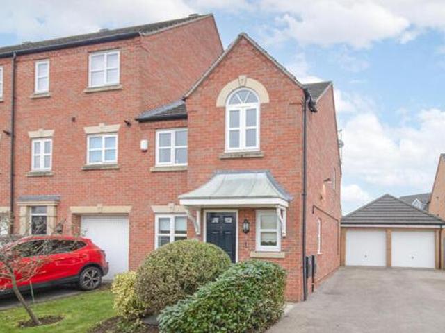 House for sale in East Midlands