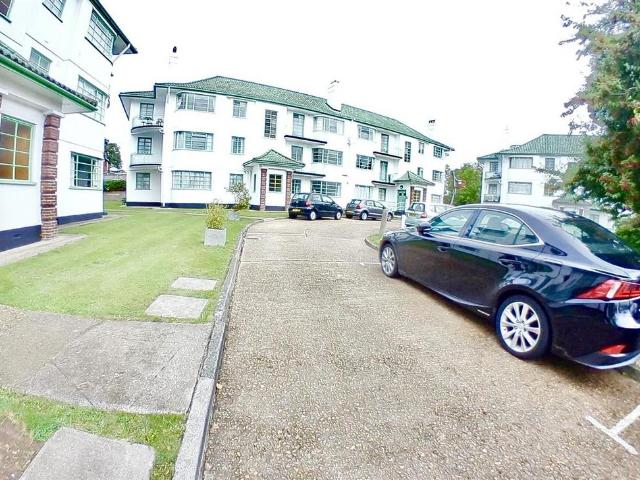 House for rent in Pinner, Greater London