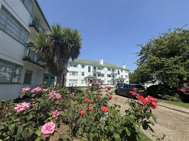 Apartment for rent in Pinner, Greater London