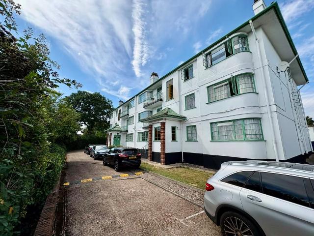 Apartment for rent in Pinner, Greater London