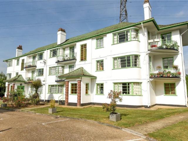 House for rent in Pinner, Greater London