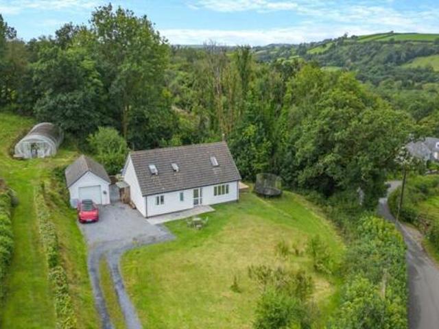 House for sale in Llandeilo, Wales