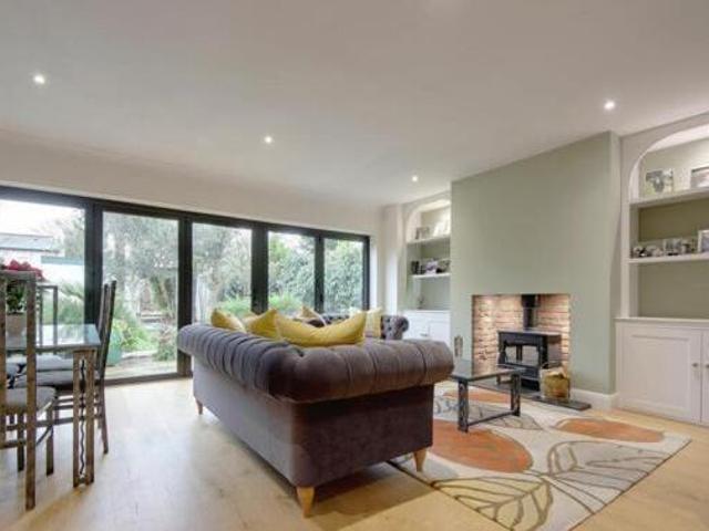 House for sale in Bushey