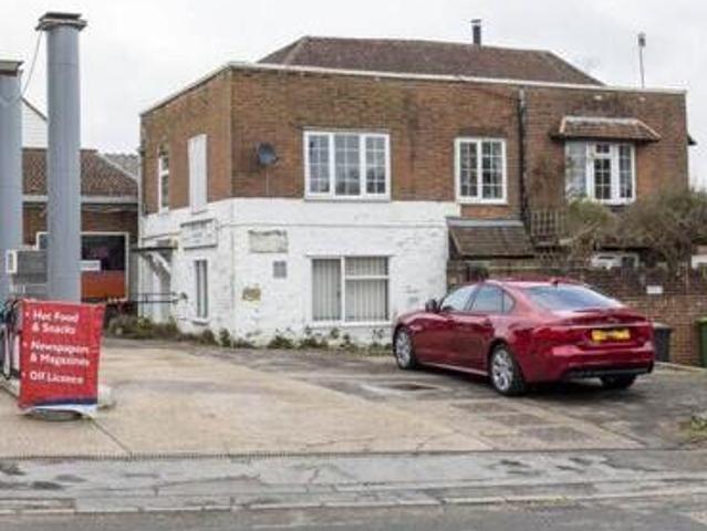 House for sale in Pachesham Park, Surrey