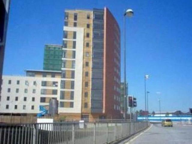 Apartment for rent in Cardiff Bay, Cardiff