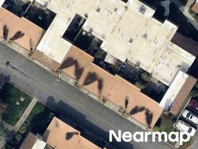 Townhouse for sale in Alameda
