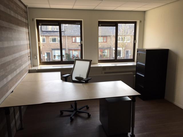 Bedrijfspand te huur in Capelle Aan Den Ijssel, Zuid Holland