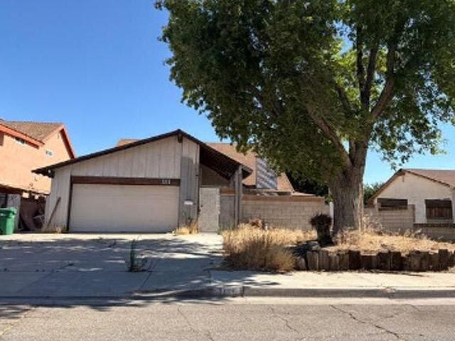 House for sale in Lancaster, California