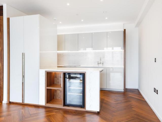 House for rent in Nine Elms, Greater London