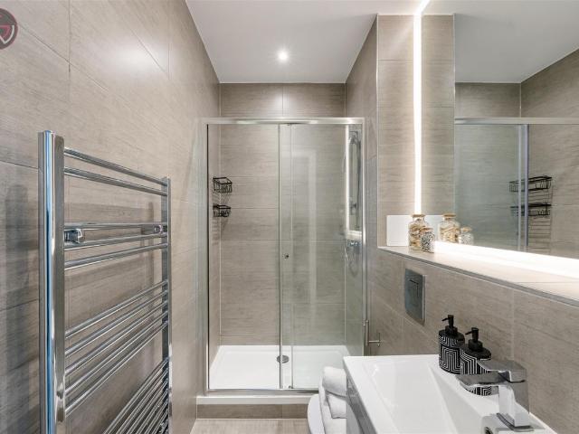Apartment for rent in Linford Wood, Milton Keynes